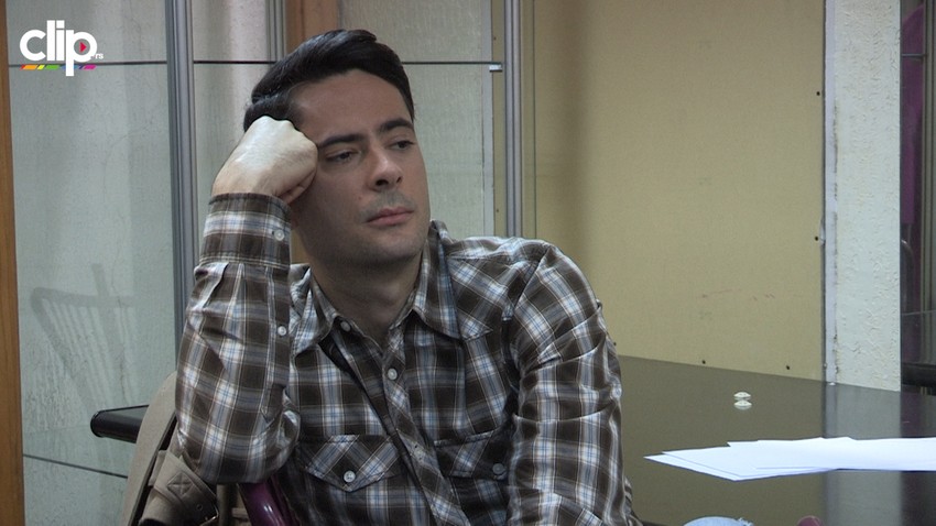 Sasa_joksimovic_predstava_proba_zab_clip_safe