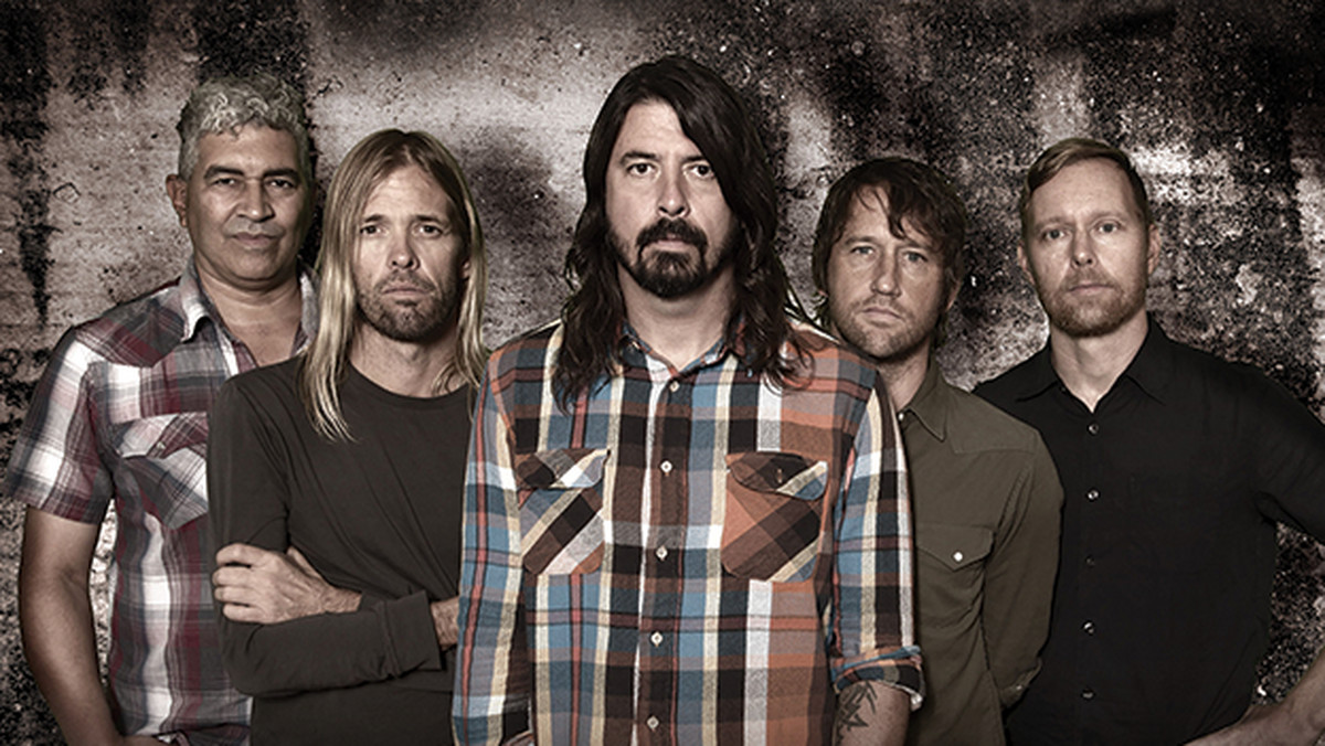 Grupa Foo Fighters już dzisiaj, 9 listopada, wystąpi w Polsce. Formacja zagra koncert w Tauron Arenie Kraków. Otwarcie bram nastąpi o godzinie 18.00. Poniżej publikujemy najważniejsze informacje dotyczące koncertu.