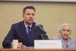 Kto zastąpi Trzaskowskiego w Warszawie? Ruszyła giełda nazwisk