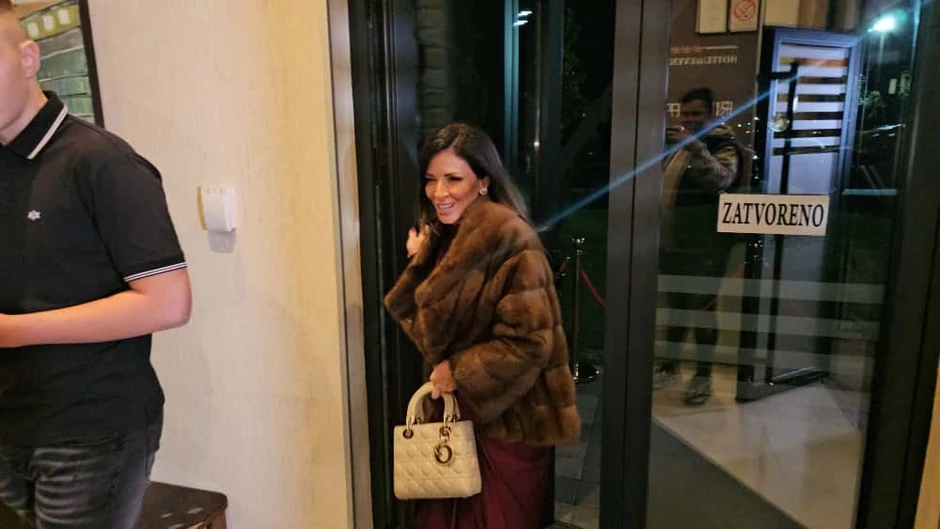 Ana Sević stigla kod Darka na proslavu