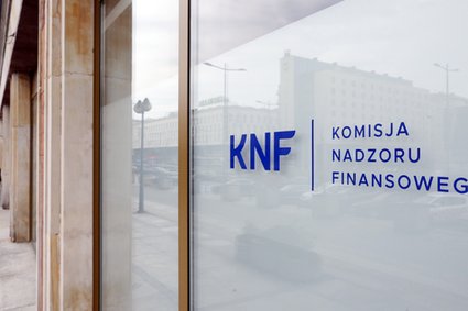 SKOK Rafineria zostanie przejęta przez bank? KNF czeka na oferty