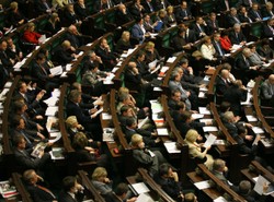 Wśród posłów dalej rządzi prywata