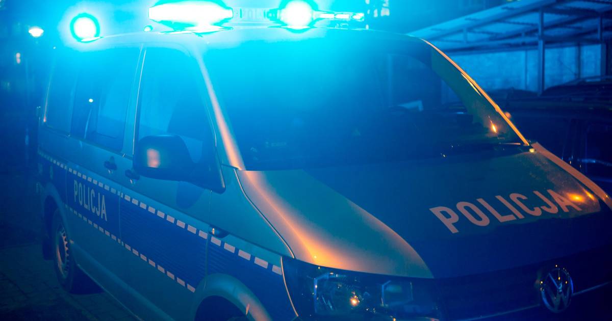 Sprzeczka zakończona tragedią. Przycisnął małżeństwo samochodem do ściany. Cudem przeżyli