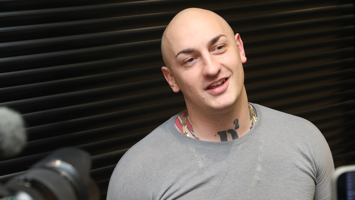 "LJUDI KAŽU DA IH JE SRAMOTA DA ODU NA NASTUP DESINGERICE" Pevač iskreno o reperu, a evo zašto neće duet ni sa Teom, ni sa Barbarom: "Pa, ne može" Kép