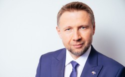 Kierwiński: To, co wyprawia rząd, to zbrodnia na żywym organizmie