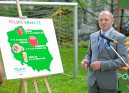 Gigantyczny rabat dla spotów z Sawickim podczas Euro 2012. TVP to sponsor ministra?