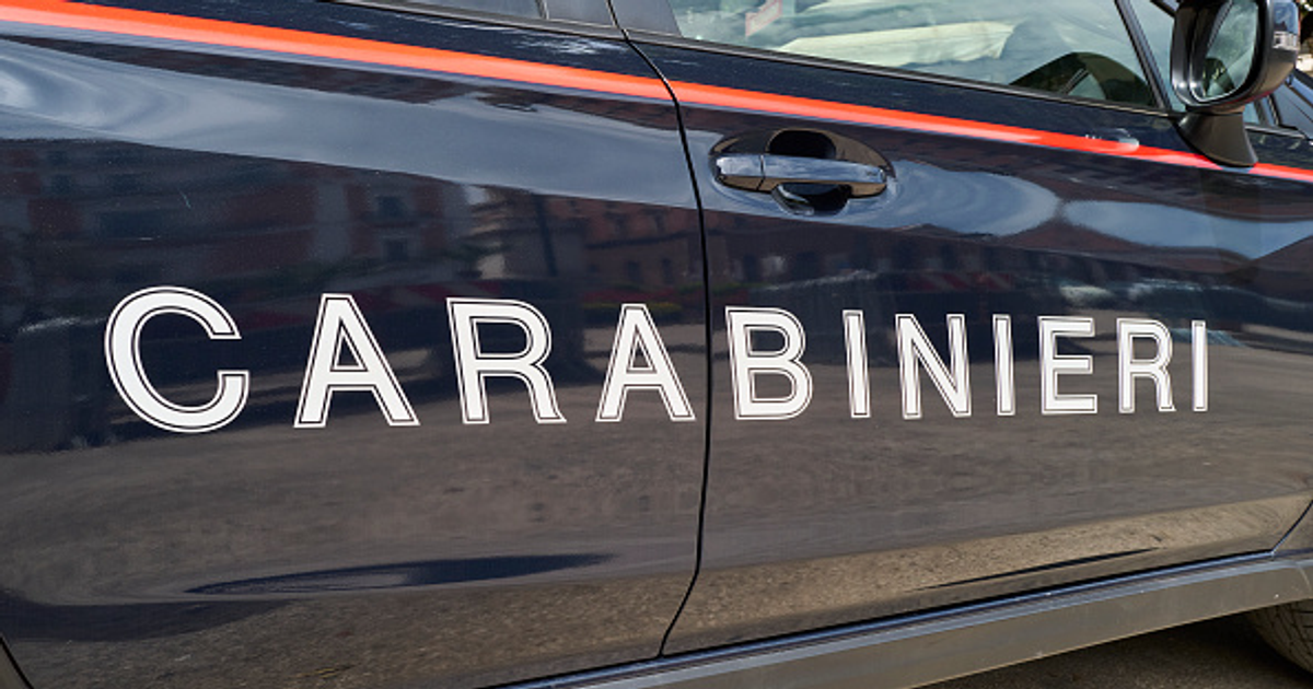 Tragedia sfiorata a Giuliano:15enne accoltellato dopo una partita a calcio, arrestato un 18enne