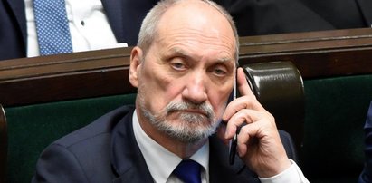 Macierewicz chciał zastraszyć znanego dziennikarza?