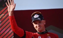 UAE Tour. Merlier wygrał etap, Evenepoel liderem