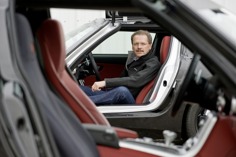 Mercedes SLS AMG w całej okazałaości