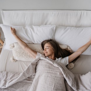 Mi köze a Drakula-hormonnak az alváshoz? Így segíti a pihenését