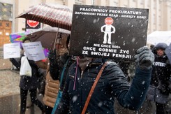 Protest pracowników sądów i prokuratur. 'Zapomnieni przez rząd - gorszy sort'