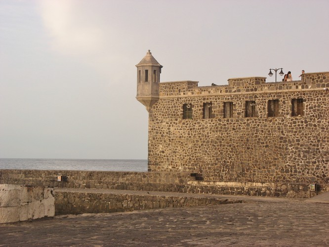 H jak Hades, ten wulkaniczny