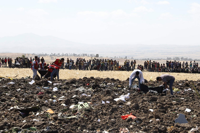 Katastrofa lotnicza w Etiopii. Ustalono tożsamość zmarłych Polaków