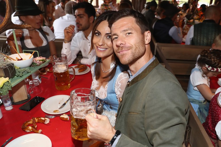 Xabi Alonso i Nagore Aramburo