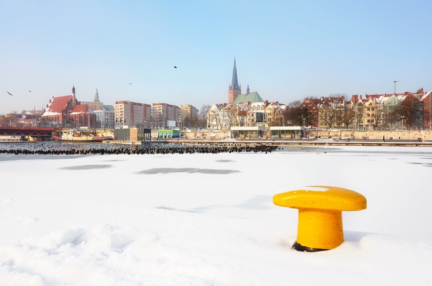 Zamarznięta Odra w Szczecinie