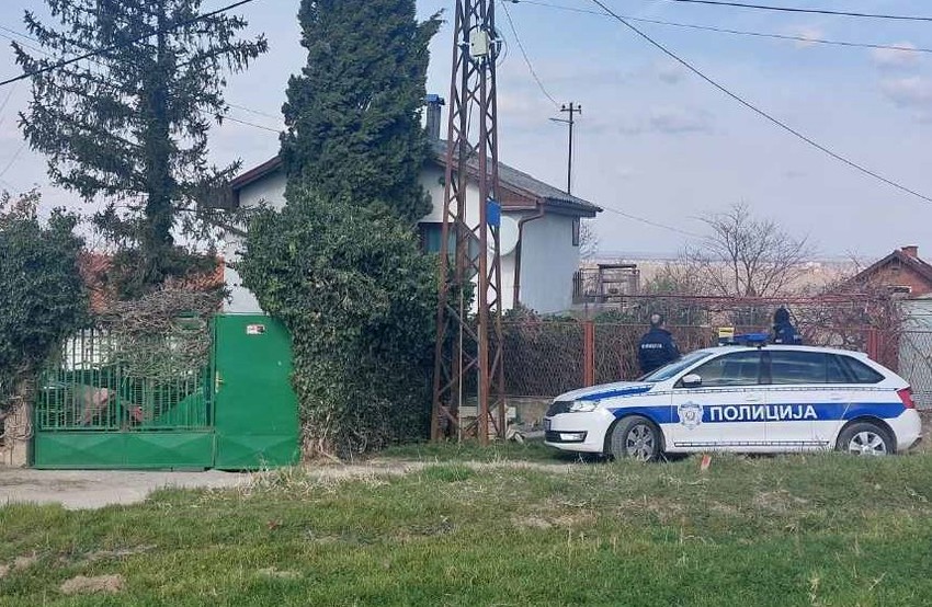 Policija na mestu zločina u Rakovcu