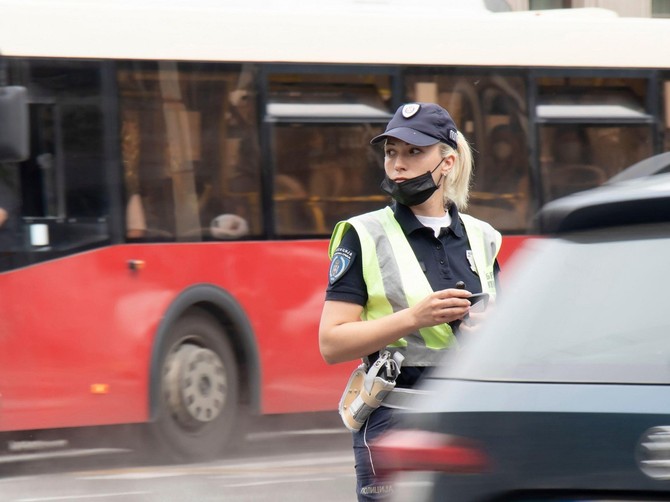 ILUSTRACIJA/ Advokat tvrdi da na ovo pitanje nikada ne treba da odgovorite saobraćajnoj policiji 