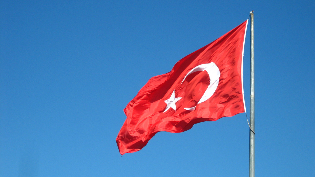 34 islamistów zginęło wczoraj w Syrii w rezultacie ostrzału prowadzonego przez turecką artylerię i ataków startujących z południowej Turcji samolotów bezzałogowych - poinformowały tureckie władze wojskowe.