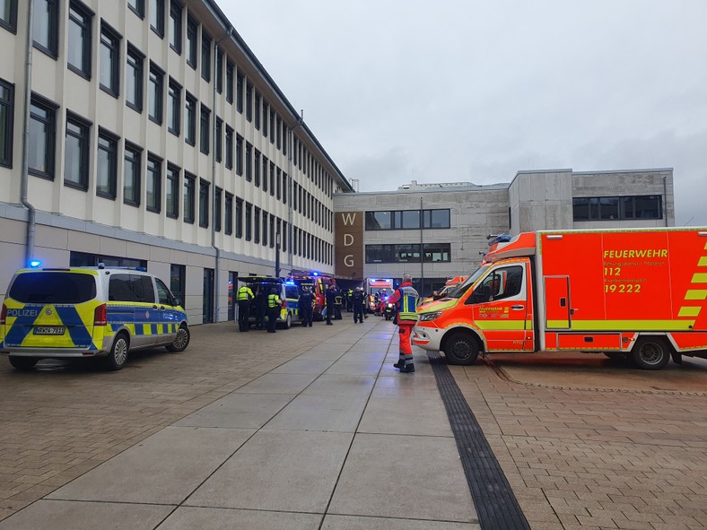 Action in front of the school in Wuppertal on February 22, 2024.