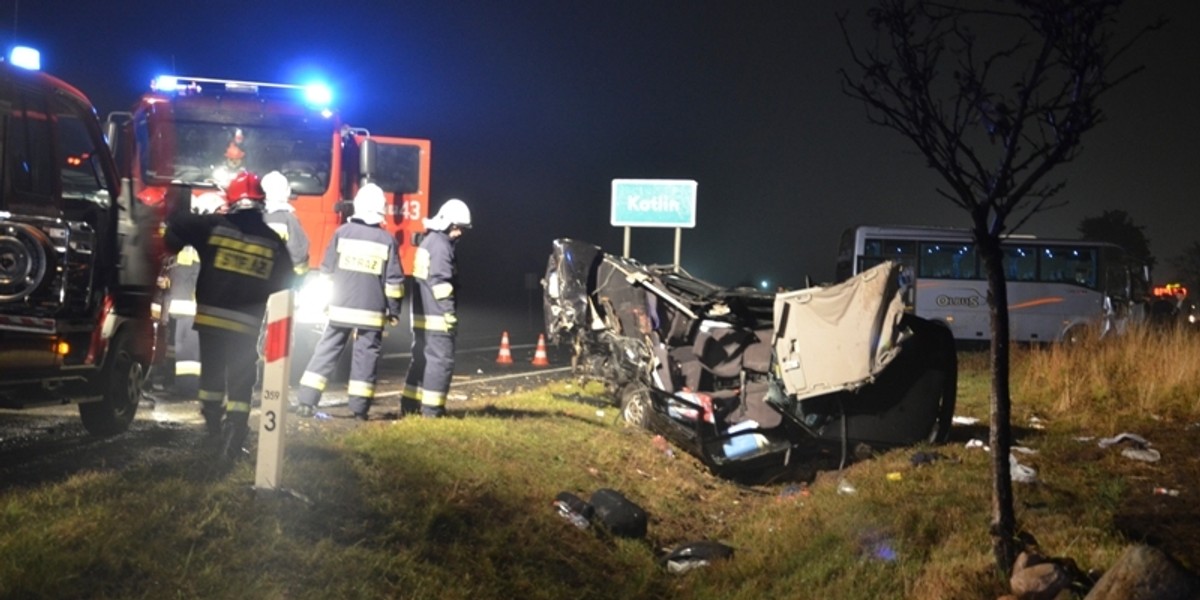 Wjechał w autokar przewożący młodzież