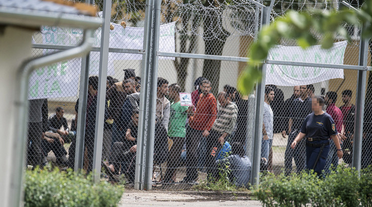 A kiskunhalasi menekülttáborban már korábban is történtek incidensek a bentlakók között /Fotó: MTI-N-Ujvári Sándor