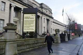 Irlandia spodziewa się wzrostu liczby zakażonych. Do końca miesiąca do 15 tys.