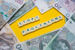 Zamrożenie WIBOR i wyższe stopy procentowe. O ile urosną? Komentarz eksperta