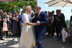 Karin Kneissl, Władimir Putin