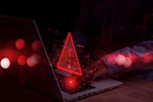 Słowenia ogłasza stan zagrożenia. Powód? Urzędy kupiły chińskie nośniki pamięci z wirusem wykradającym dane