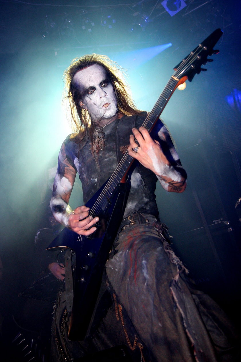 Nergal na scenie jako wokalista zespołu Behemoth            20120413KSK369.JPG