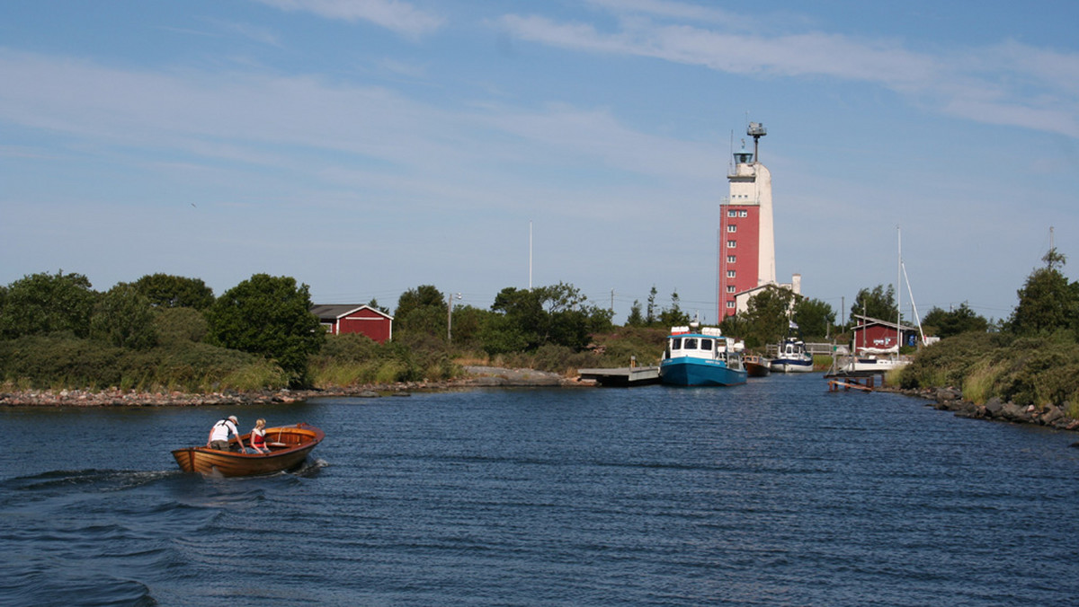 Wiosnę 2011 r. fiński rząd przyzna status parku narodowego malowniczemu archipelagowi wysepek w Zatoce Botnickiej położonych na zachód od miasta Rauma.