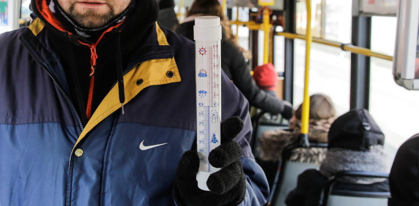 Horror w tramwajach! Pasażerowie zamarzają w drodze do pracy