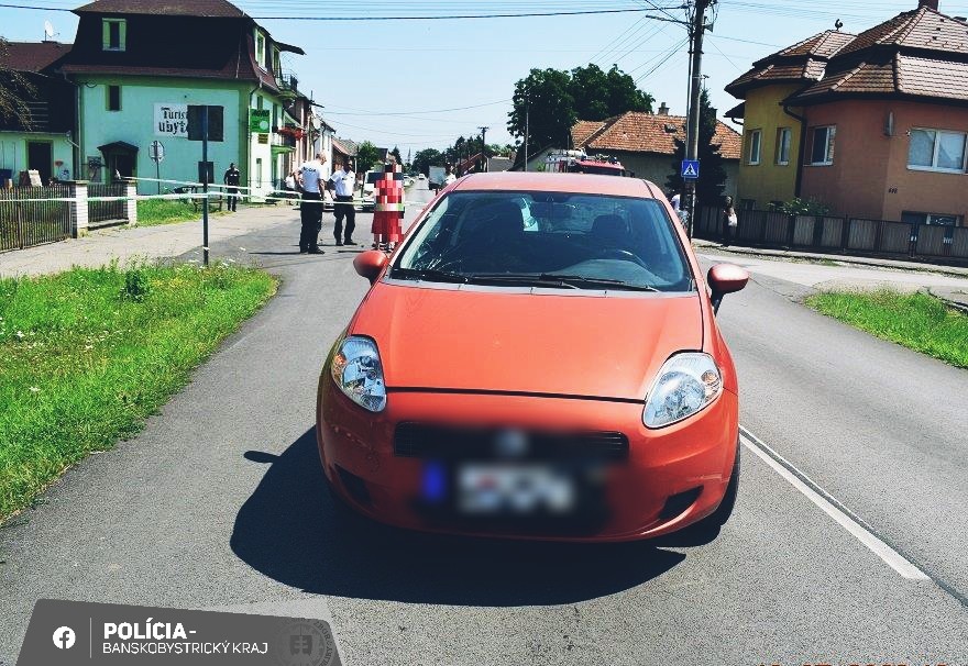 Polícia vyšetruje smrteľnú nehodu v Jesenskom.