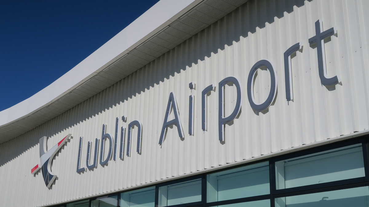 Mimo że nie udało się wypełnić planu w 100 proc., to władze Portu Lotniczego Lublin są zadowolone z 2016 roku. Na uwagę zasługuje ponad 42 proc. wzrost liczby pasażerów i plany rozbudowy terminala. Pojawiły się też bardzo dobre obietnice na 2017 rok – loty do Liverpoolu i Barcelony.
