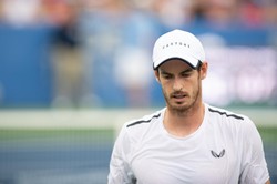 Andy Murray wycofał się z turnieju. W obawie przed koronawirusem