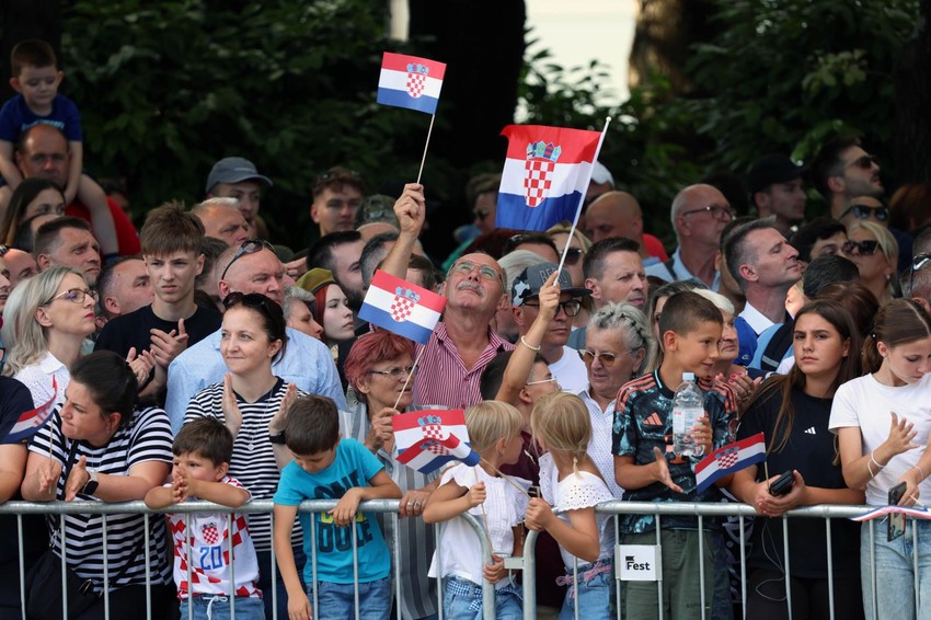 Vojna parada u Zagrebu