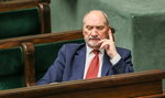 Co za absurd! Macierewicz prześwietli sam siebie?