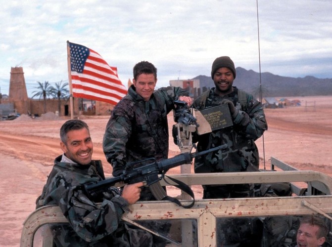 Nosił też mundur ('Złoto pustyni' 1999)