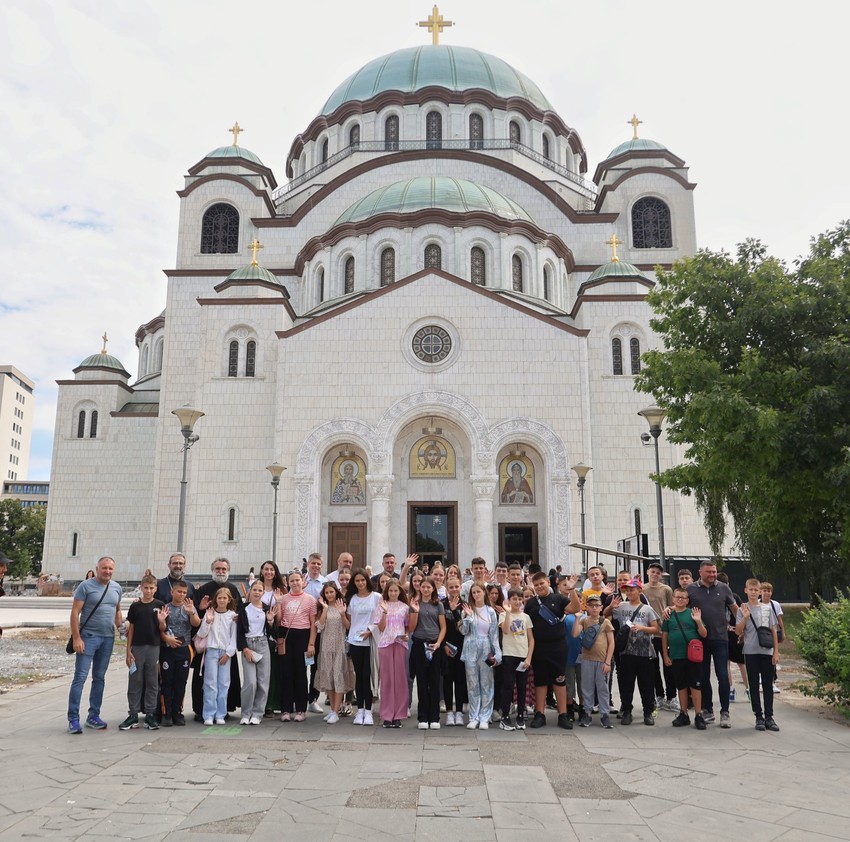 Deca sa KiM u Beogradu