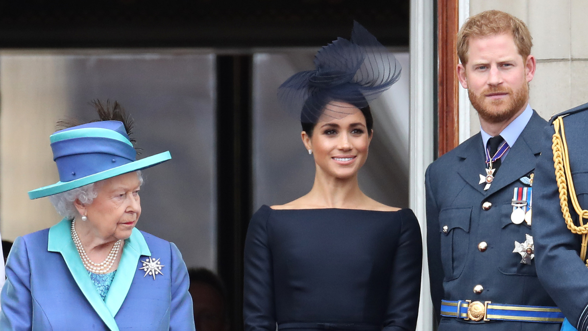 Ilyen csodálatos ajándékot kapott Harry herceg és Meghan Markle a néhai Erzsébet királynőtől