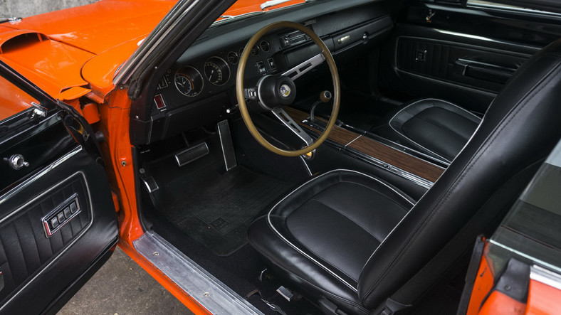 Czy zapłaciłbyś pół miliona dolarów za Plymoutha Hemi Superbird z 1970 roku?