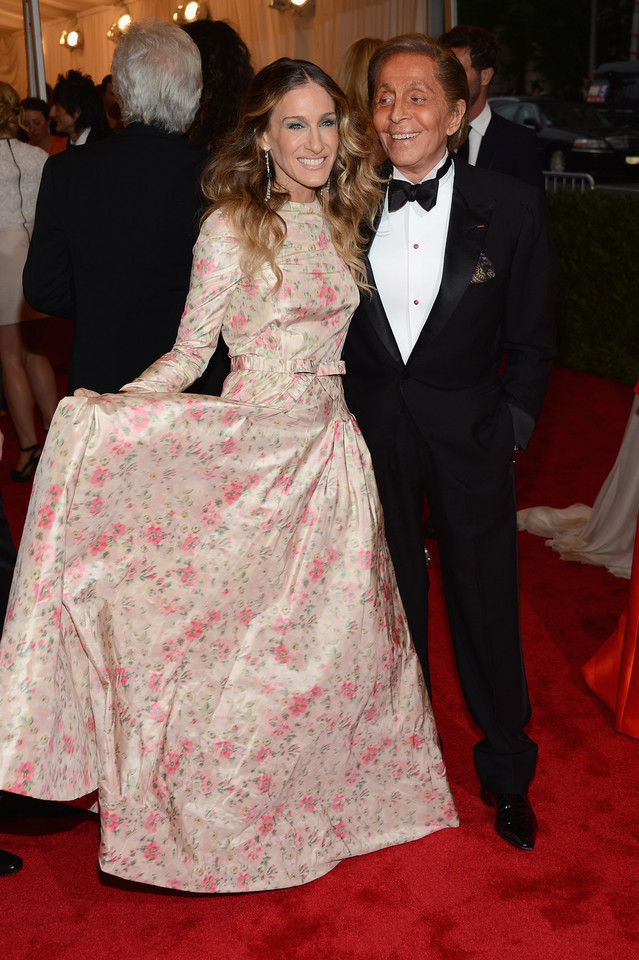 Valentino Garavani i Sarah Jessica Parker / fot. Getty Images