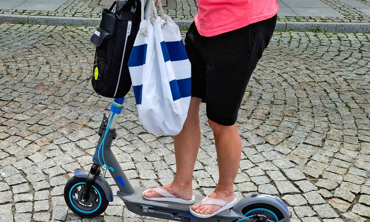 Holenderskie miasta walczą z hulajnogami. Widzą rosnące zagrożenie