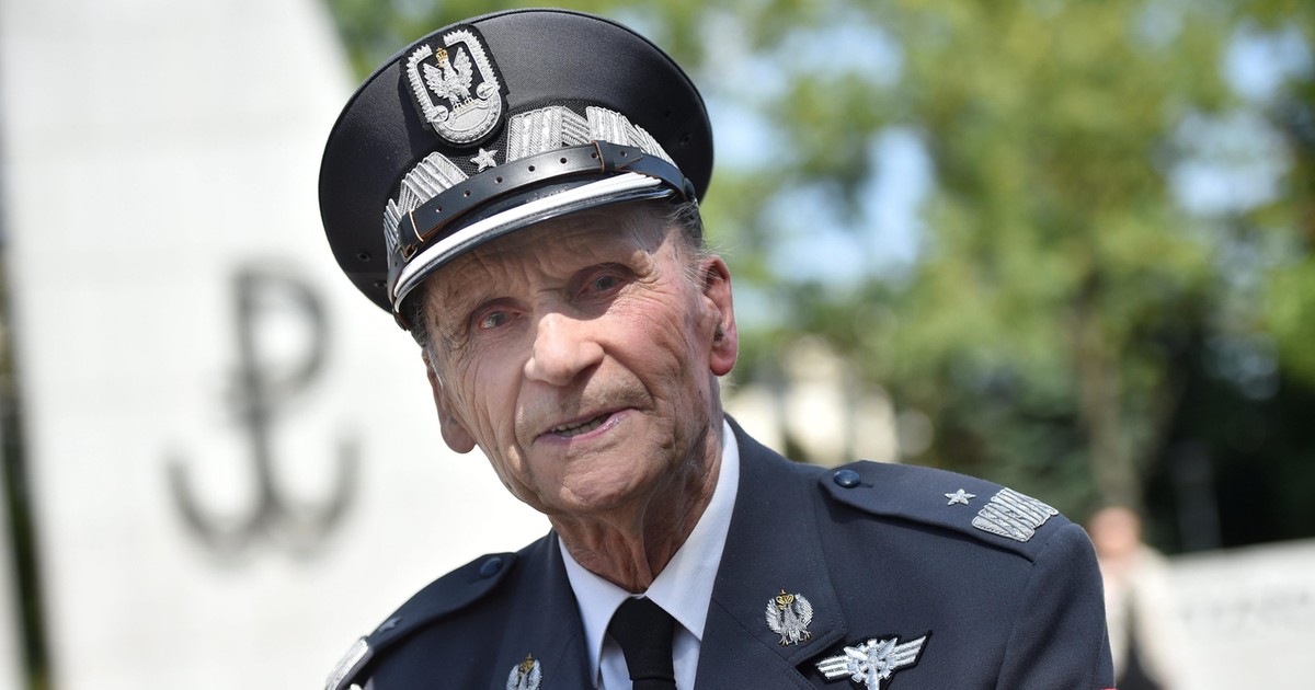 Gen. Zbigniew ŚciborRylski w poruszającym przesłaniu