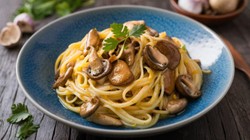 Pyszny obiad na piątek. Podajemy przepis, Ty gotujesz. "Leśny" makaron prosto z Włoch