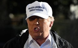 Trump wojuje z FBI na Twitterze. "Nieudacznicy chcieli wykręcić numer waszemu Prezydentowi"