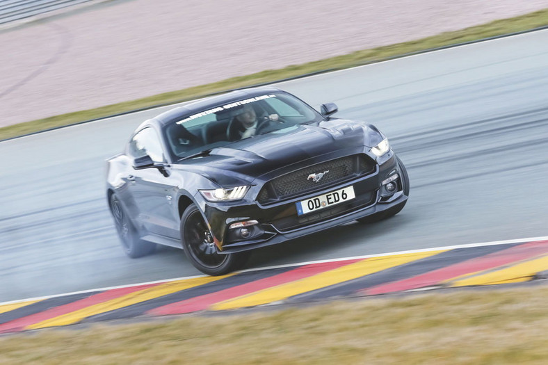 Galopujący Ford - Test Forda Mustanga GT