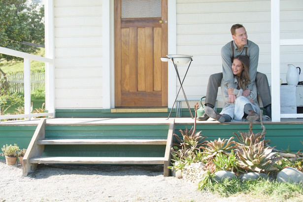 "The Light Between Oceans": PIERWSZY ZWIASTUN dramatu z Alicią Vikander i Michaelem Fassbenderem