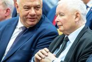 Prezes PiS Jarosław Kaczyński oraz wicepremier, minister aktywów państwowych Jacek Sasin